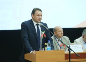 Выступает председатель Мингорисполкома Андрей Шорец