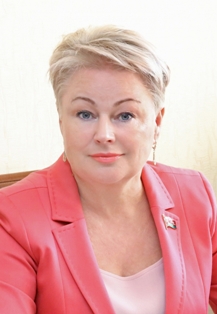 Галина Владимировна МЕЛЬНИКОВА, 1963 года рождения, главный редактор учреждения «Редакция Жлобинской газеты «Новы дзень», проживает на территории области 53 года.