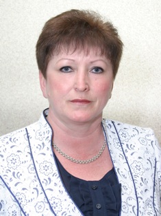 Галина Петровна ТРИБУНАХ, 1965 года рождения, директор ОАО «Звезда» Чечерского района, проживает на территории области 50 лет.