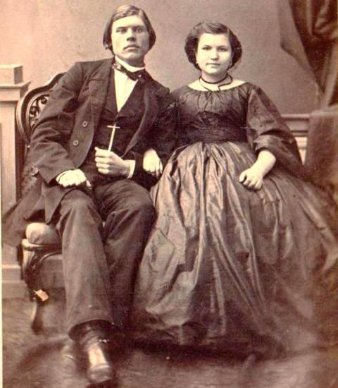 Николай Петрович и Клавдия Никифоровна Лепешинские. Фото ок. 1870 года