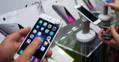 Нужно ли декларировать купленный за границей смартфон, пояснили в ГТК Нужно ли декларировать купленный за границей смартфон, пояснили в ГТК