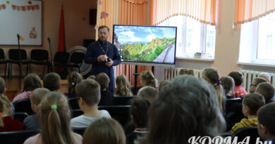 «От чистоты речи – к чистоте души»: в средней школе № 1 г.п. Корма прошла встреча с настоятелем храма Святителя Николая Чудотворца